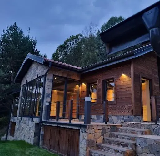 Chiplakova Cottage By Mrs